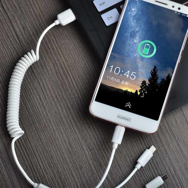 Dudao punjač za auto 2x USB 2.4A + USB kabel 3v1 Lightning / Type C / micro USB kabel (R7) - Bijela